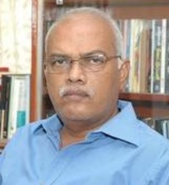 Dr. J. Jeyaranjan , Vice Chairman, State Planning Commission, Government of Tamil Nadu - India EV Conclave 2023 Speaker Dr. J. Jeyaranjan , Vice Chairman, State Planning Commission, Government of Tamil Nadu - India EV Conclave 2023 Speaker